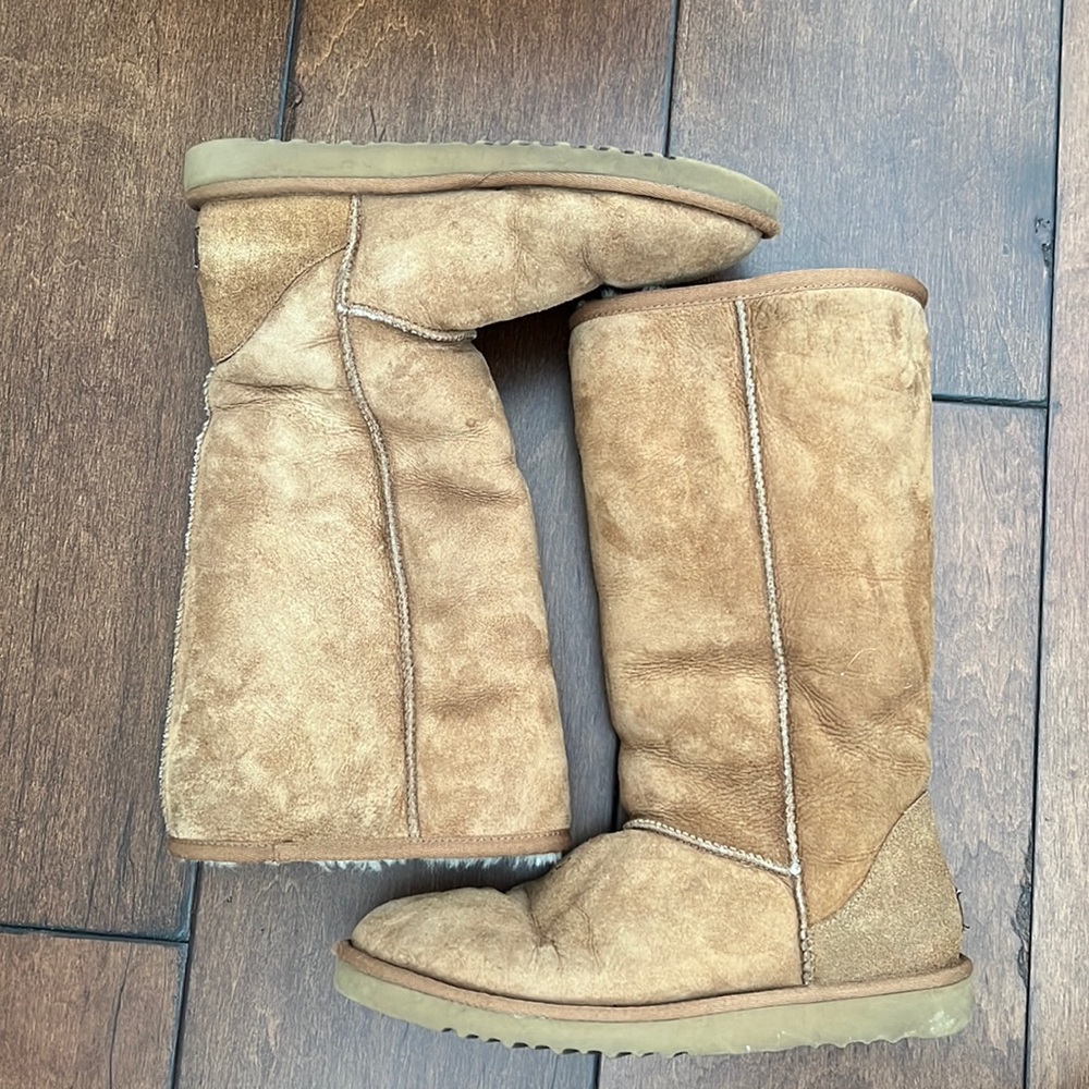 Classic Ugg Tall Boots- Chestnut